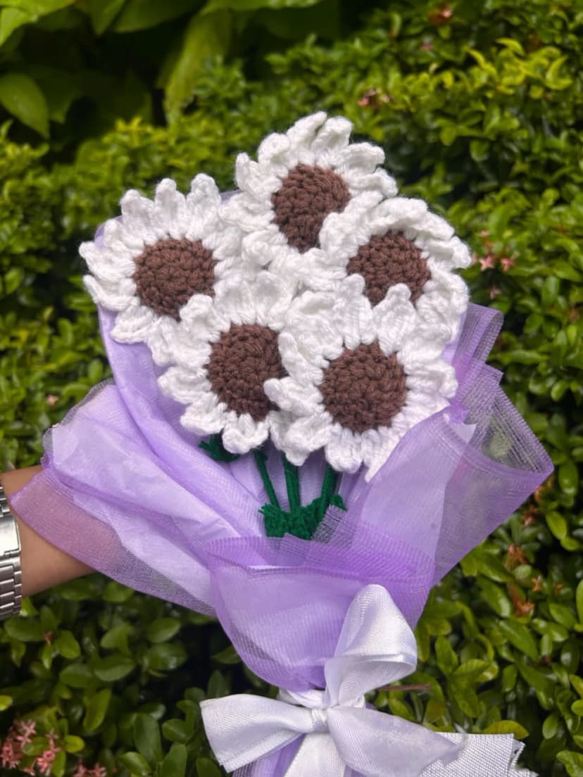 Handmade Crochet Daisy – Forever Flower